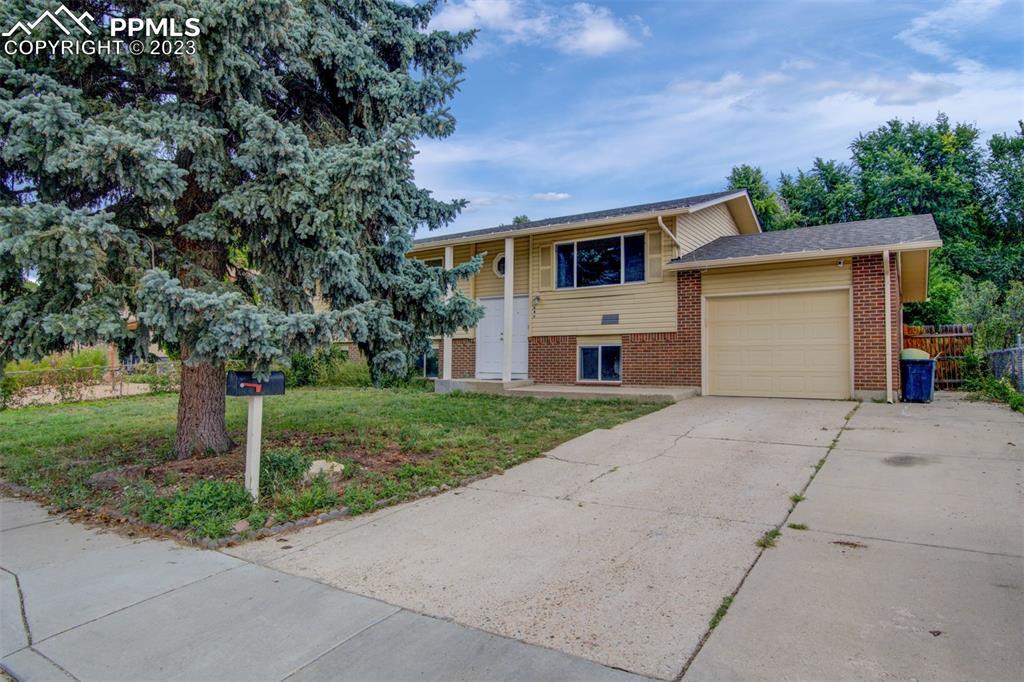 640 Squire St., Colorado Springs, CO 80911