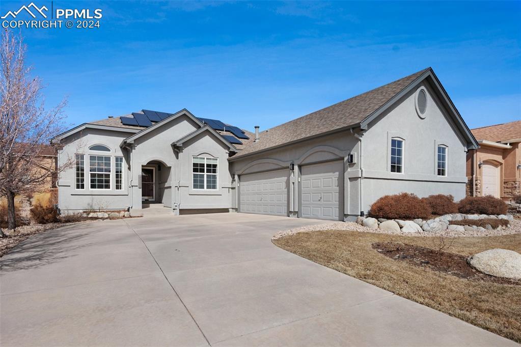 5834 Wolf Village Dr., Colorado Springs, CO 80924