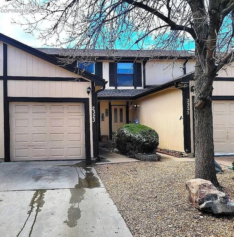 2323 Lexington Village Ln., Colorado Springs, CO 80916