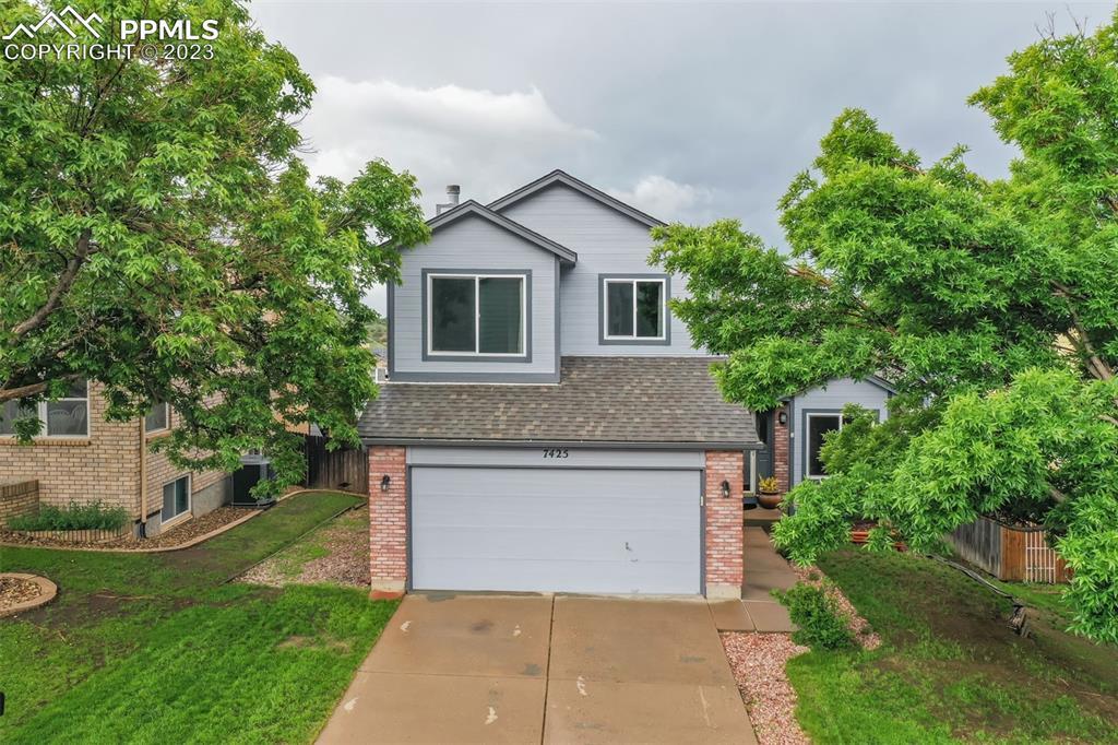 7425 Hollandale Dr., Colorado Springs, CO 80919