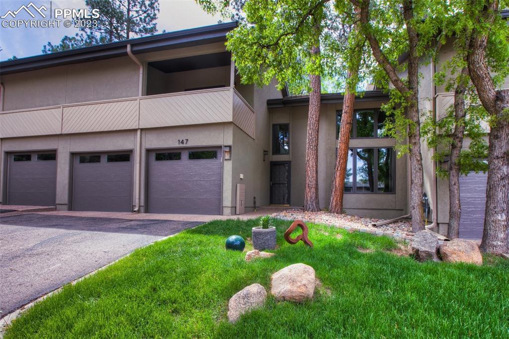 147 Mayhurst Ave., Colorado Springs, CO 80906