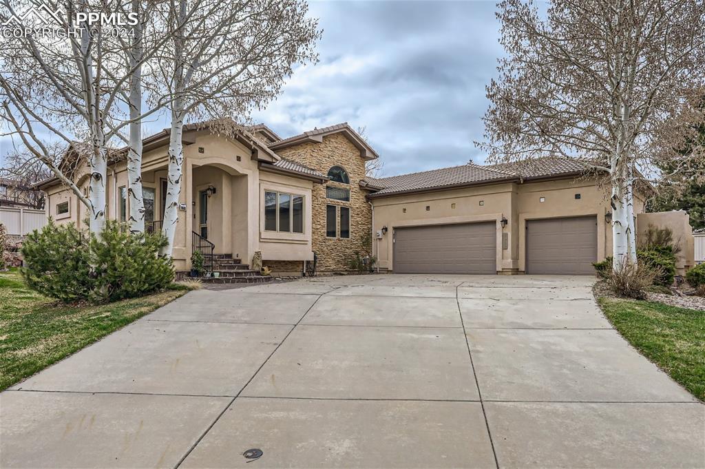 2932 Stonewall Heights, Colorado Springs, CO 80909