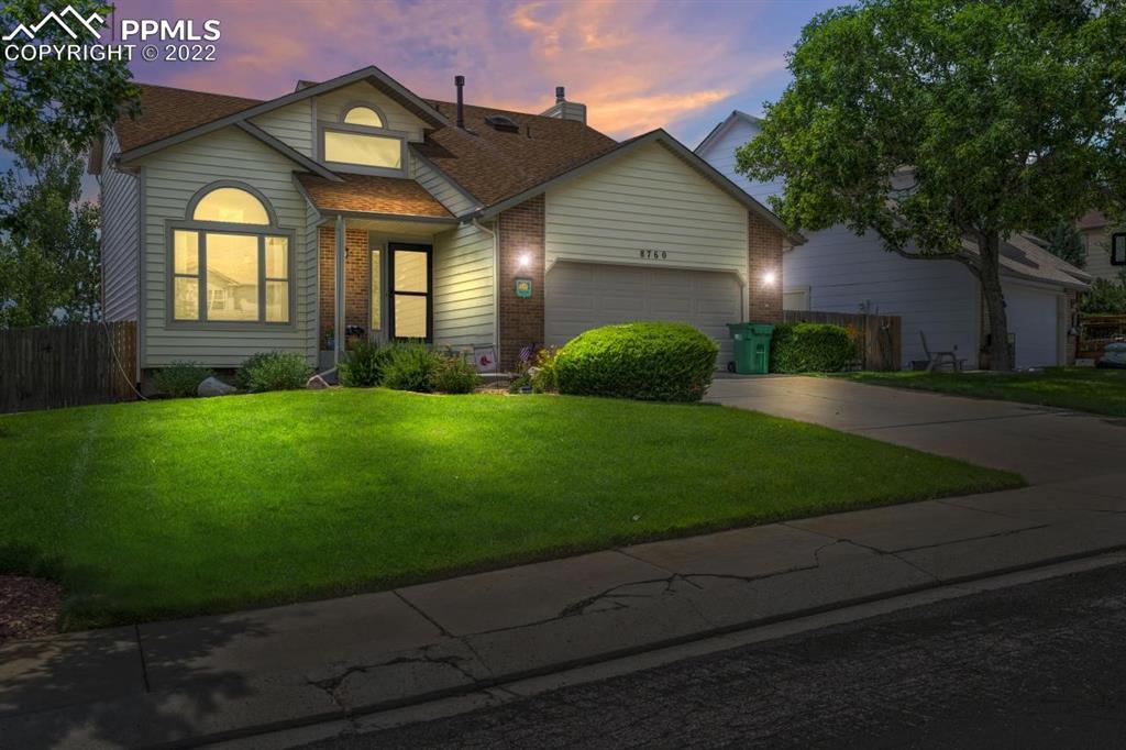8760 Aragon Dr., Colorado Springs, CO 80920
