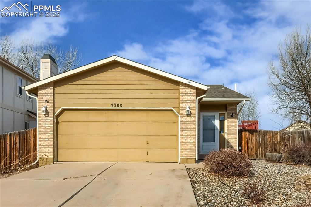 4308 Levi Ln., Colorado Springs, CO 80925