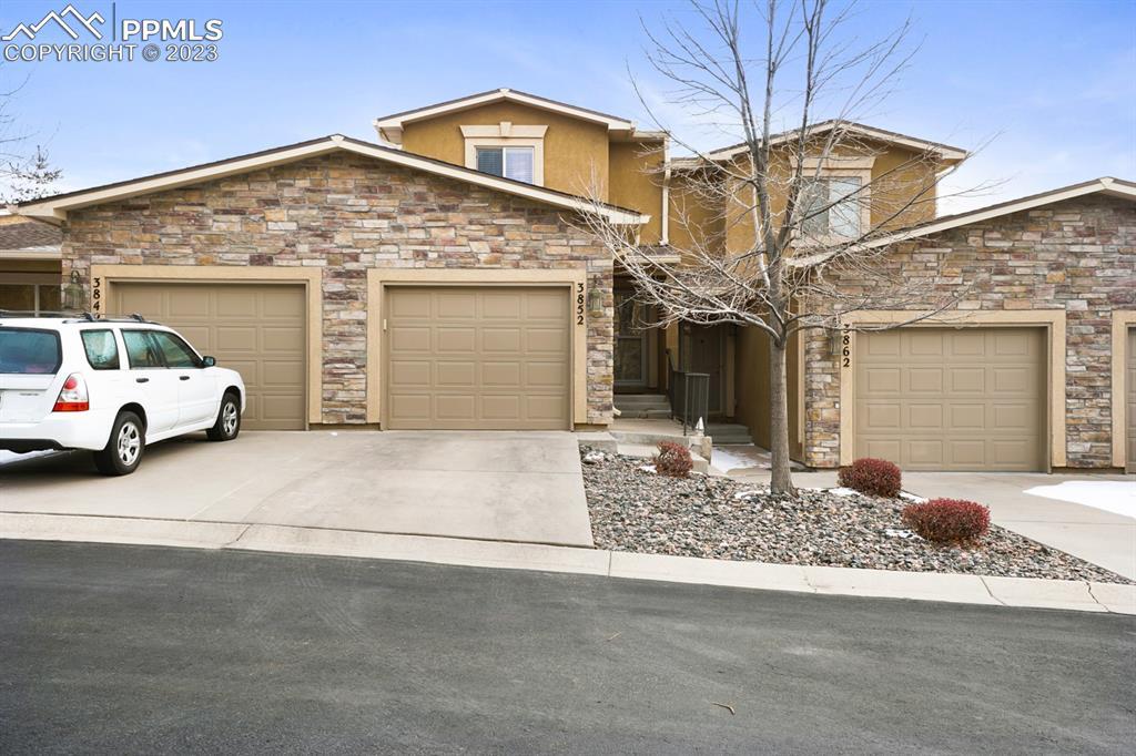 3852 Homestead Ridge Heights, Colorado Springs, CO 80917