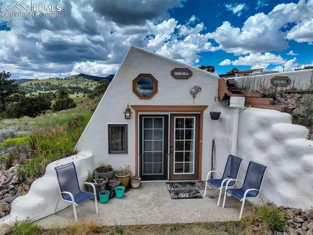 212 Skyhawk Ln., Guffey, CO 80820