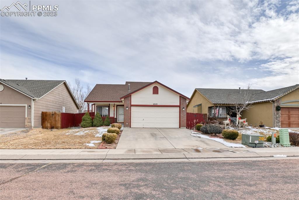 4819 Expedition Dr., Colorado Springs, CO 80911