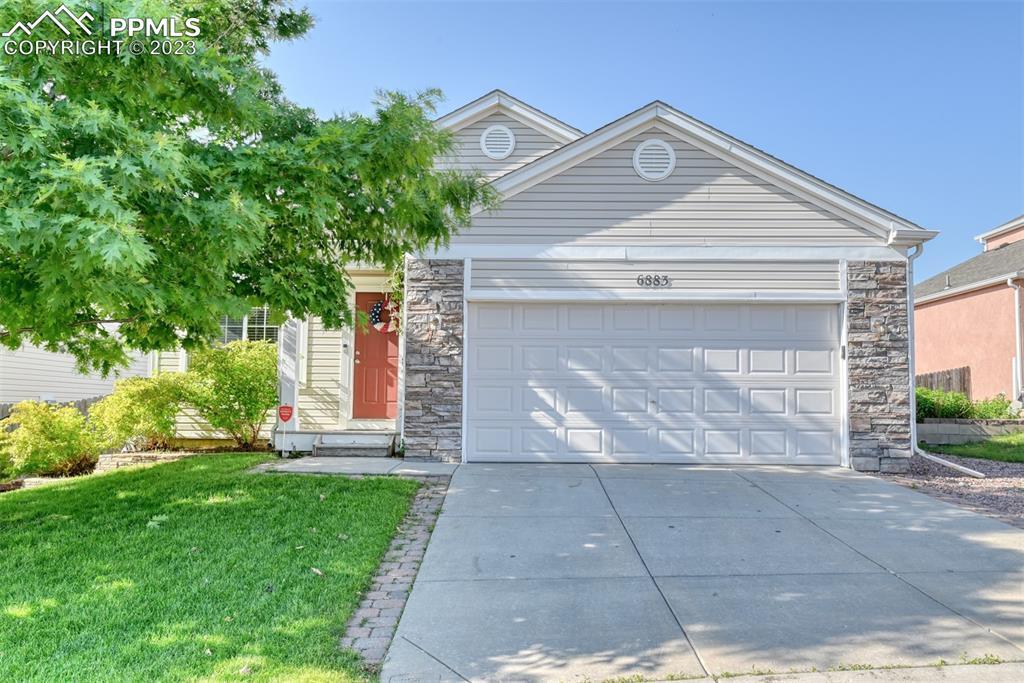 6883 Summer Grace St., Colorado Springs, CO 80923