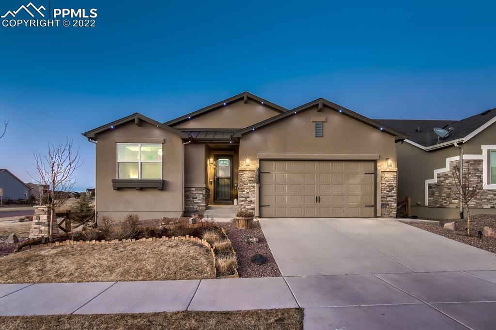 7257 Rim Bluff Ln., Colorado Springs, CO 80927