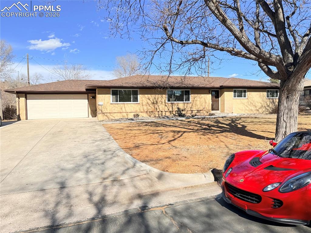 1608 Mount View Ln., Colorado Springs, CO 80907