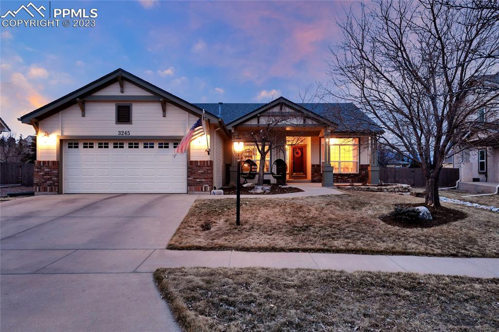 3245 Hollycrest Dr., Colorado Springs, CO 80920