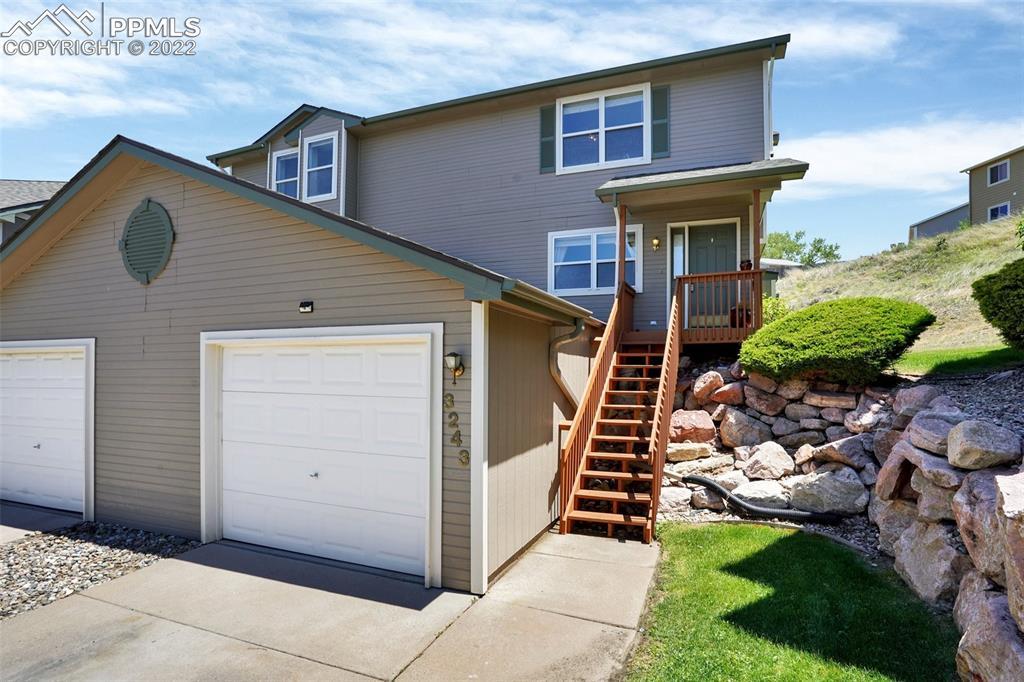 3243 Hearthridge Cir. #802, Colorado Springs, CO 80918