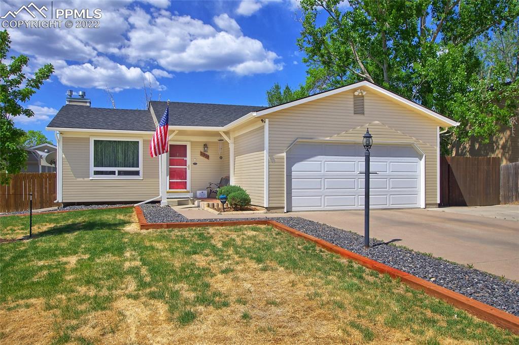 2070 Grafton Dr., Colorado Springs, CO 80916