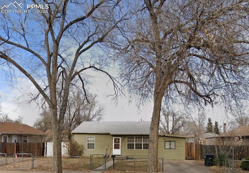 2112 S Corona Ave., Colorado Springs, CO 80905