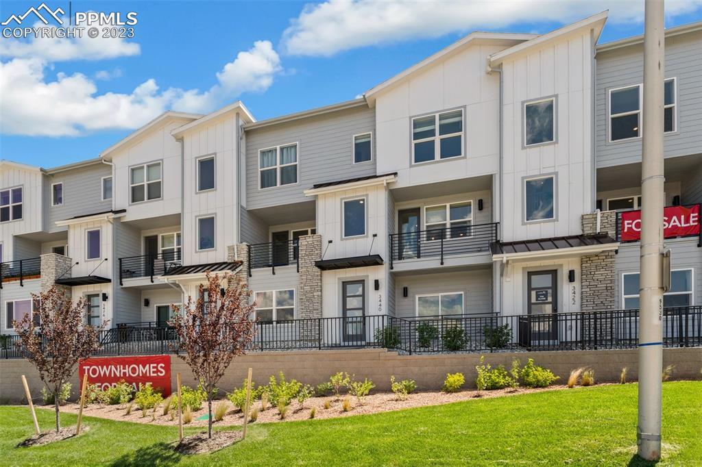 3440 Berg Point, Colorado Springs, CO 80907