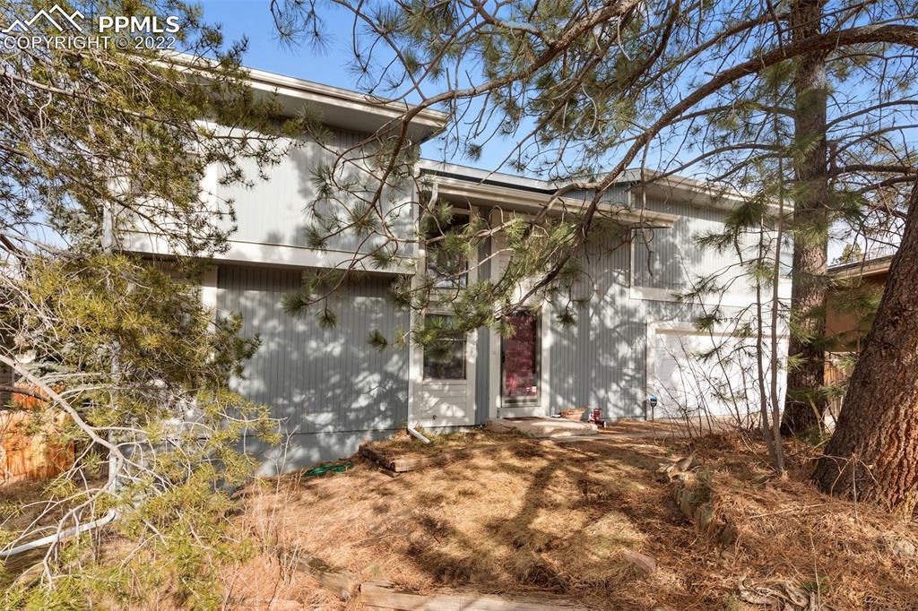 6080 Mach 1 Dr., Colorado Springs, CO 80918