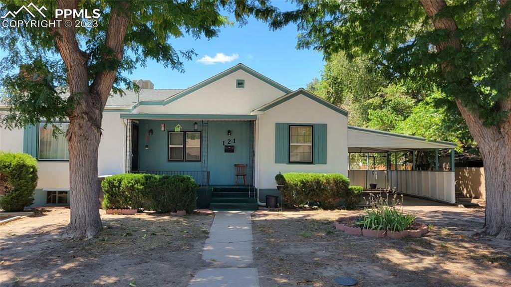 121 Kenwood Dr., Pueblo, CO 81004