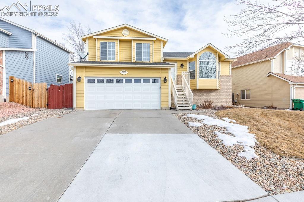 5811 Oakwood Blvd., Colorado Springs, CO 80923