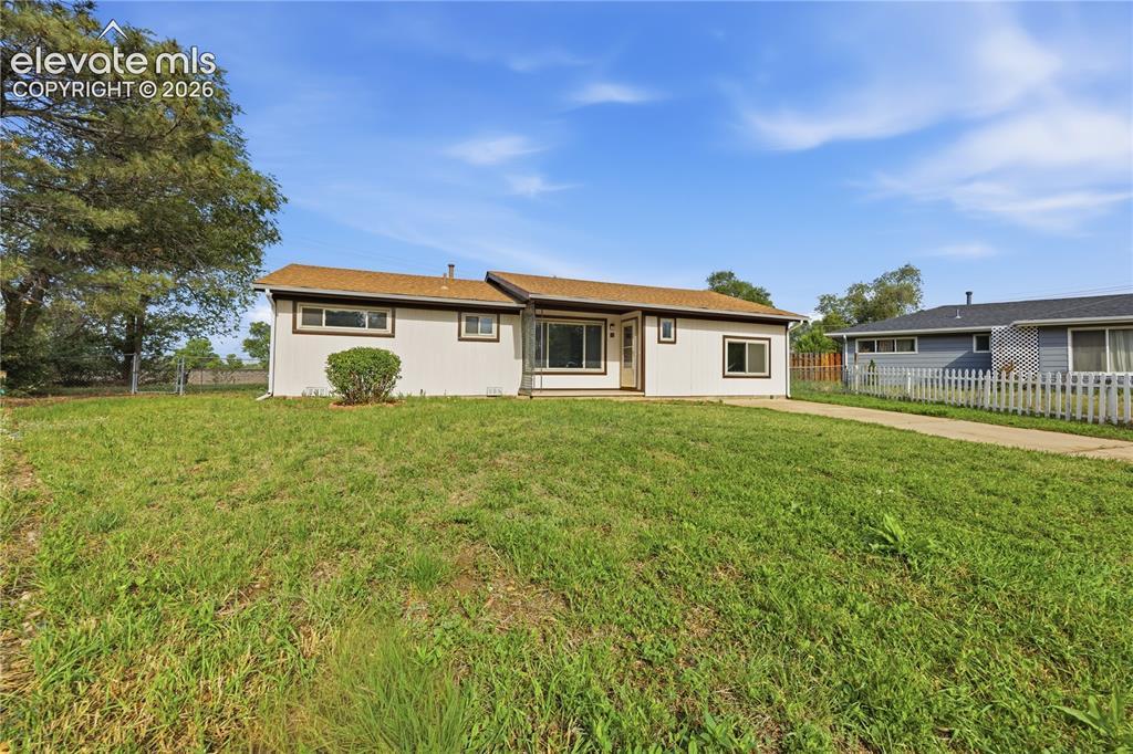 72 Doris Dr., Colorado Springs, CO 80911