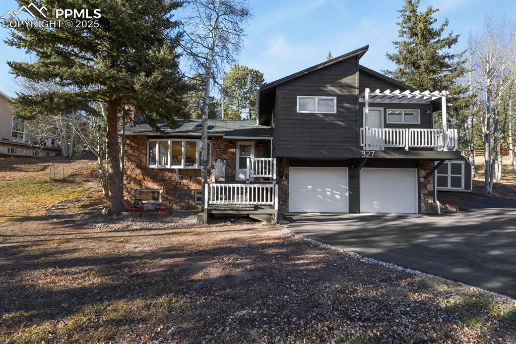 327 Lakewood Dr., Woodland Park, CO 80863