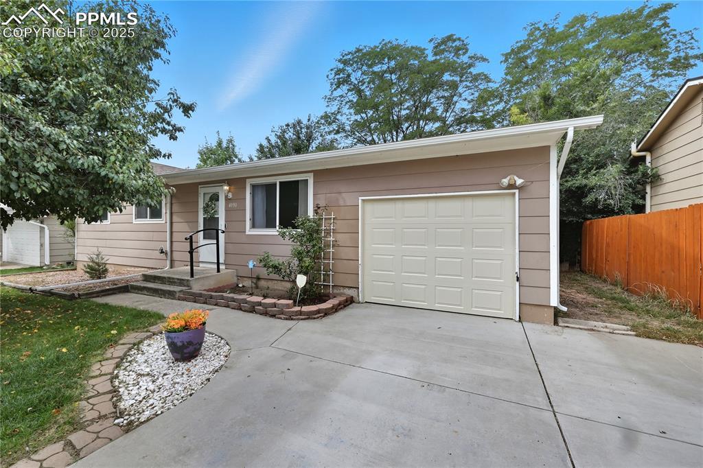 4090 Hopeful Dr., Colorado Springs, CO 80917
