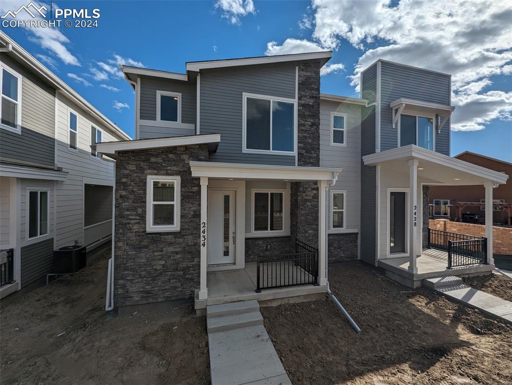2434 Vanhoutte View, Colorado Springs, CO 80915