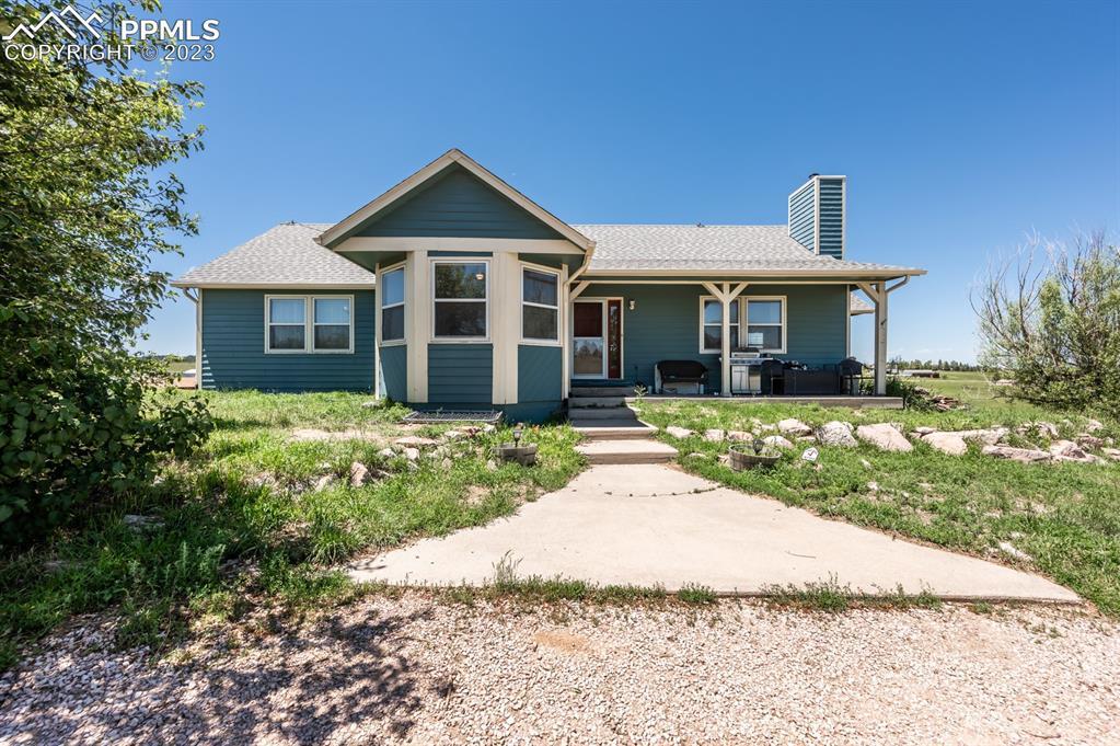 19770 E Thunder Rd., Colorado Springs, CO 80908