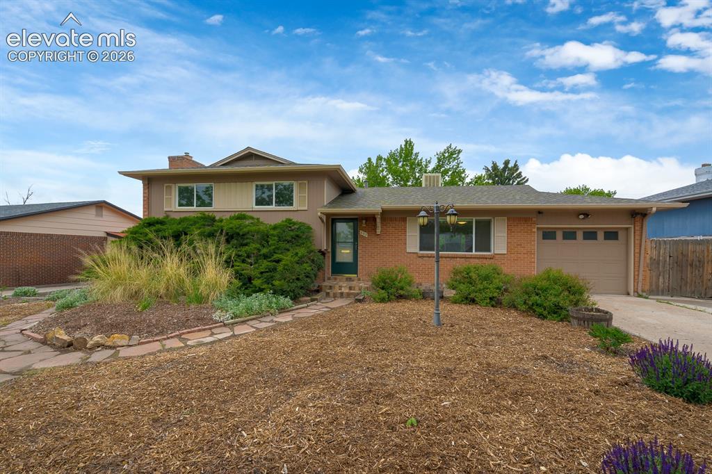 833 Dirksland St., Colorado Springs, CO 80907
