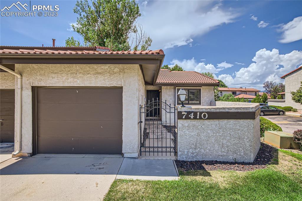 7410 Lomas Ct., Colorado Springs, CO 80920