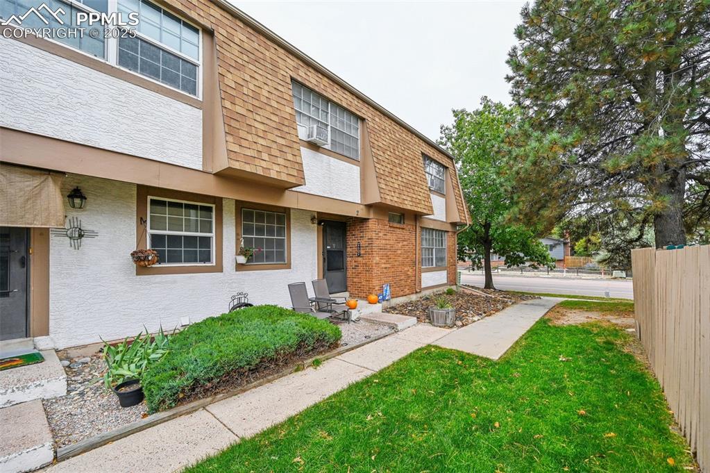 1131 Willow Bend Cir. ##2, Colorado Springs, CO 80918
