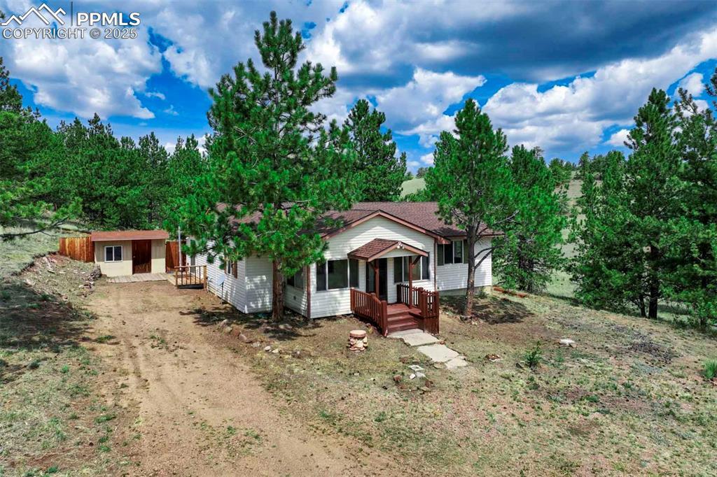 999 Antelope Ln., Guffey, CO 80820