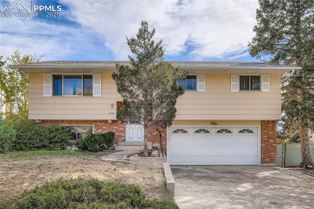 3607 Brentwood Ter., Colorado Springs, CO 80910