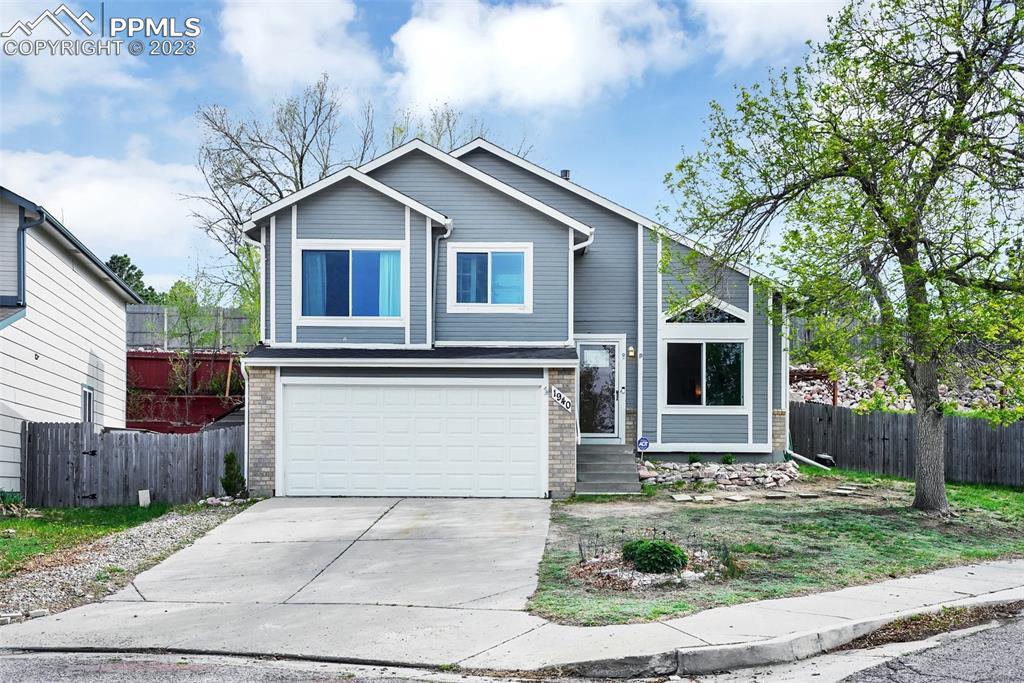 1940 Silkwood Dr., Colorado Springs, CO 80920