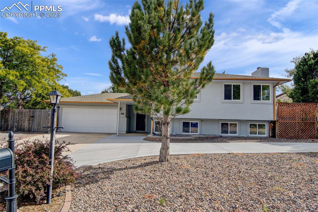 315 Sunbird Cliffs Ln., Colorado Springs, CO 80919