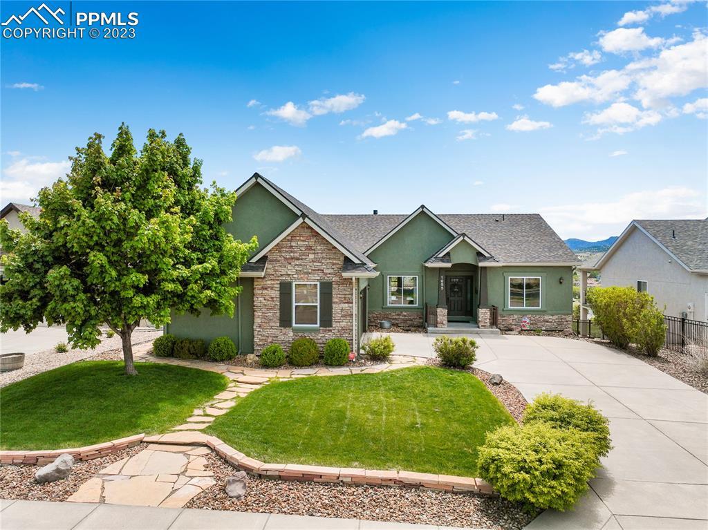 1055 Bayfield Dr., Colorado Springs, CO 80906