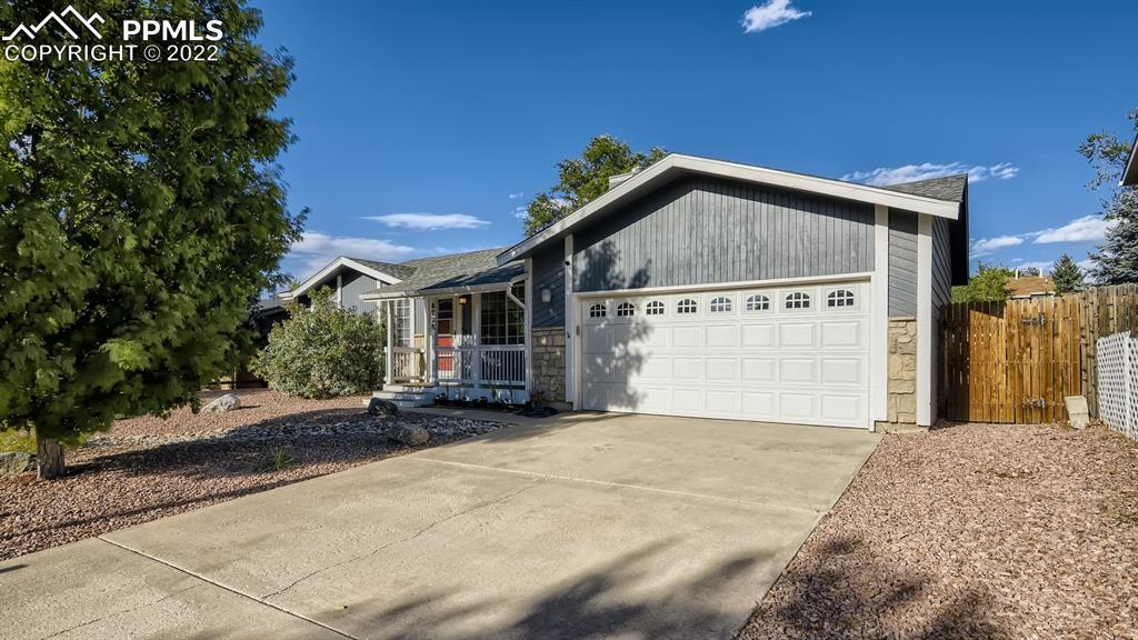 4228 Gatewood Dr., Colorado Springs, CO 80916