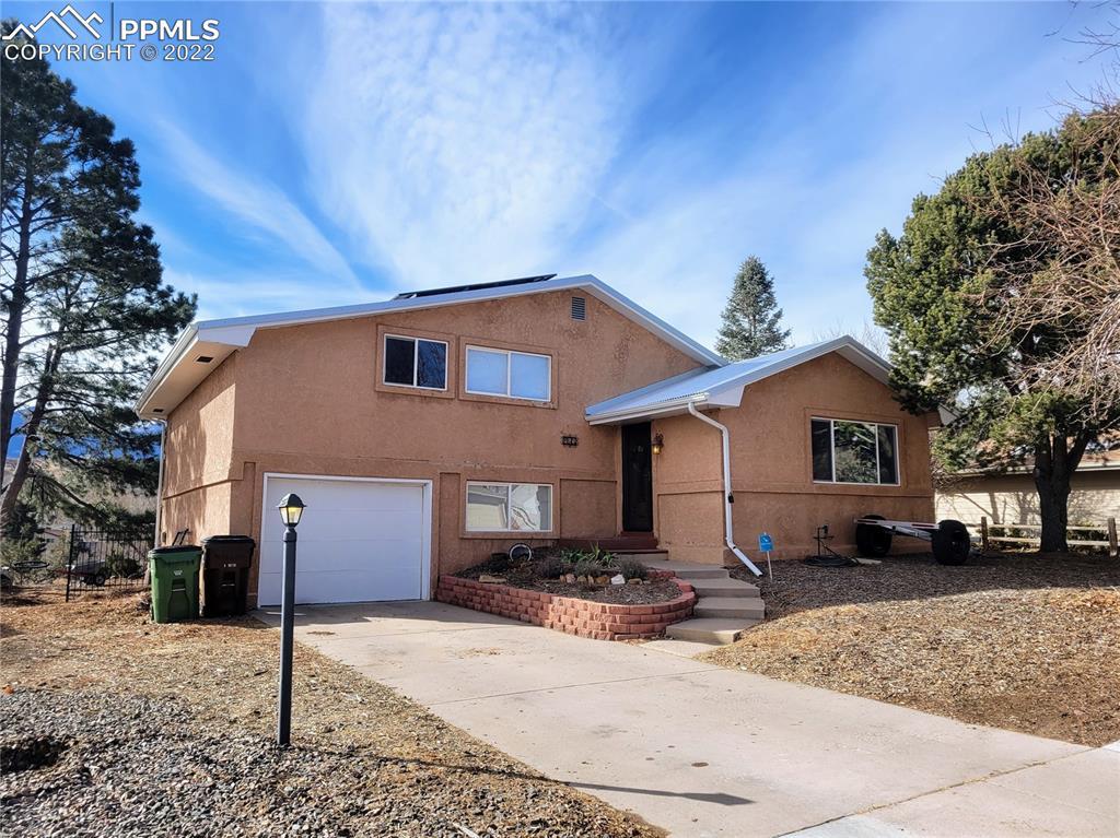 923 Ellston St., Colorado Springs, CO 80907