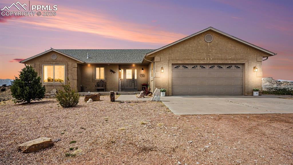 459 Bowie Rd., Penrose, CO 81240