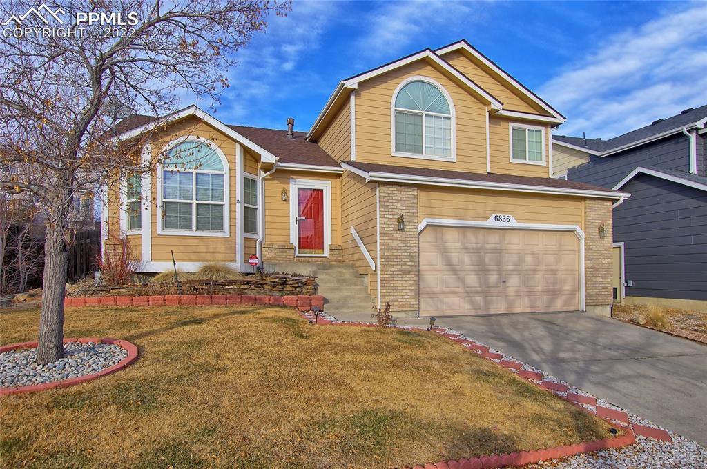 6836 Dream Weaver Dr., Colorado Springs, CO 80923