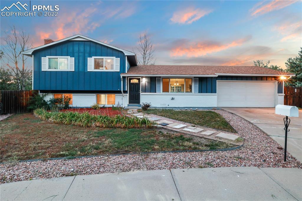 4792 Shadowglen Dr., Colorado Springs, CO 80918