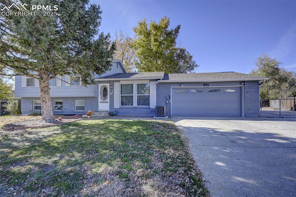 2430 Cather Ct., Colorado Springs, CO 80916