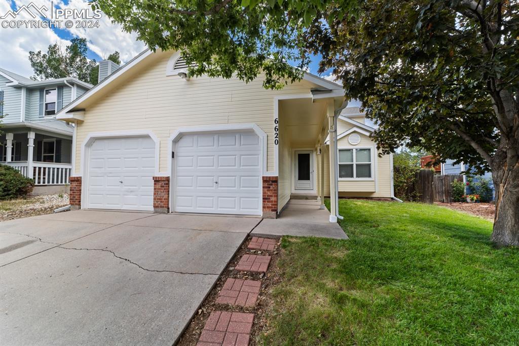 6620 Glade Park Dr., Colorado Springs, CO 80918
