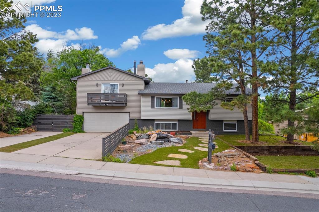 6320 Lemonwood Dr., Colorado Springs, CO 80918