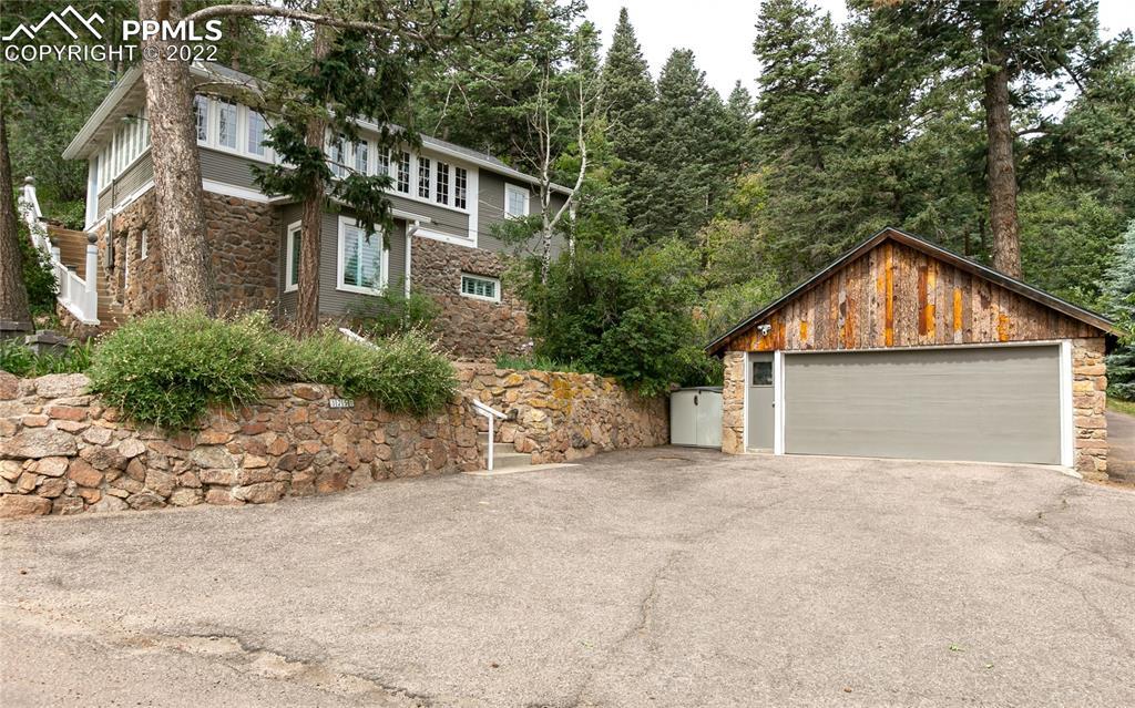 3750 Hill Dr., Colorado Springs, CO 80906