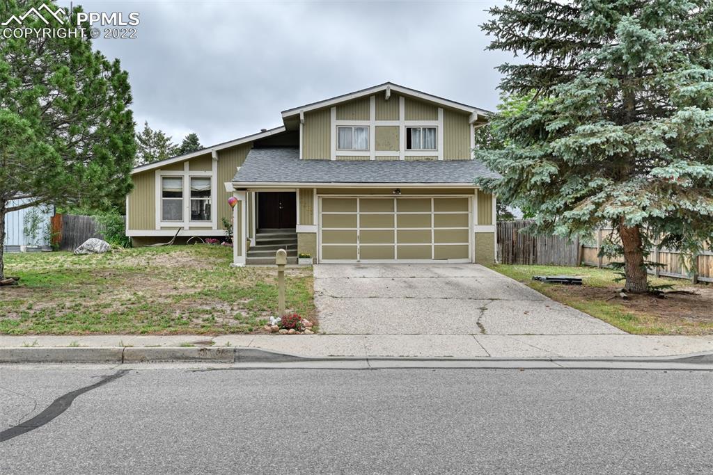 3265 Bell Mountain Dr., Colorado Springs, CO 80918