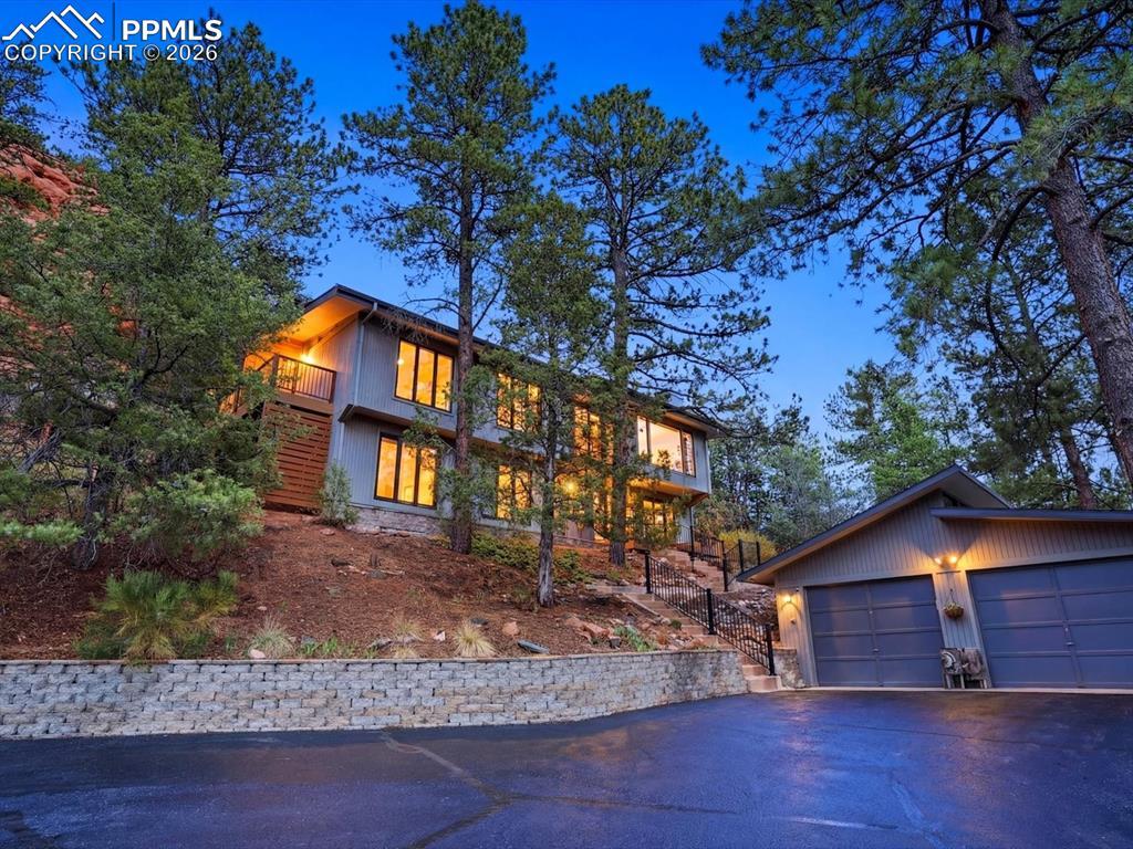 4915 Red Rock Dr., Larkspur, CO 80118