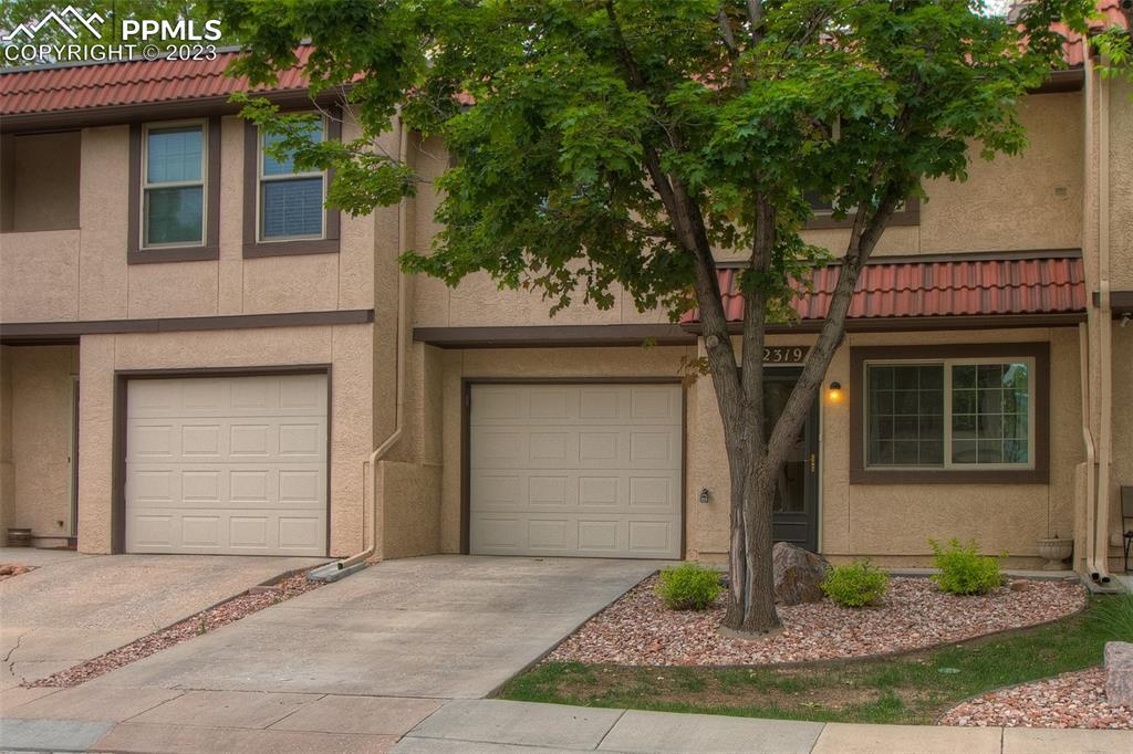 2319 Villa Rosa Dr., Colorado Springs, CO 80904