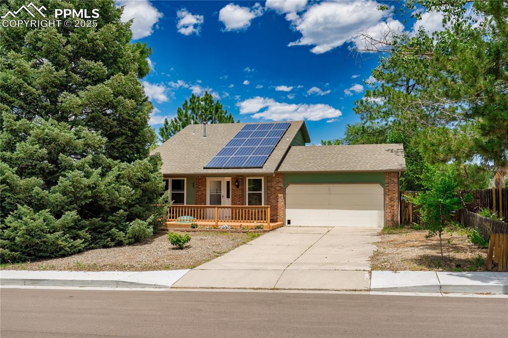 2842 Deliverance Dr., Colorado Springs, CO 80918