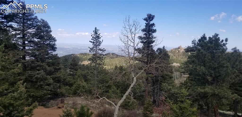 145 Spruce Rd., Colorado Springs, CO 80829