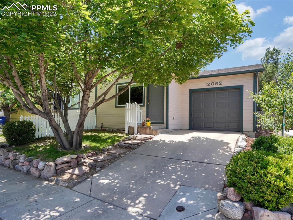 2062 Copper Creek Dr., Colorado Springs, CO 80910
